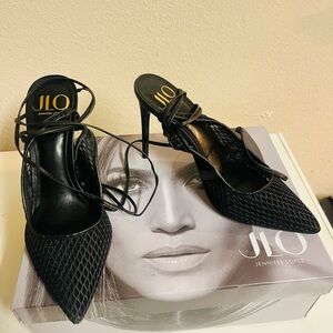 Jennifer Lopez Black Textured Heels.  Worn only 1 time.  Almost new condition !